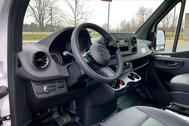 2025 Mercedes-Benz Sprinter 2500 Cargo 144 WB