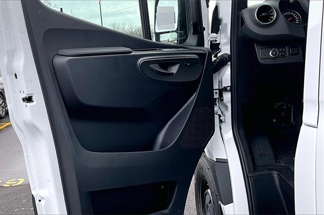 2025 Mercedes-Benz Sprinter 2500 Cargo 170 WB Extended