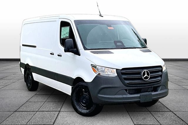 2026 Mercedes-Benz Sprinter 2500 Cargo 144 WB