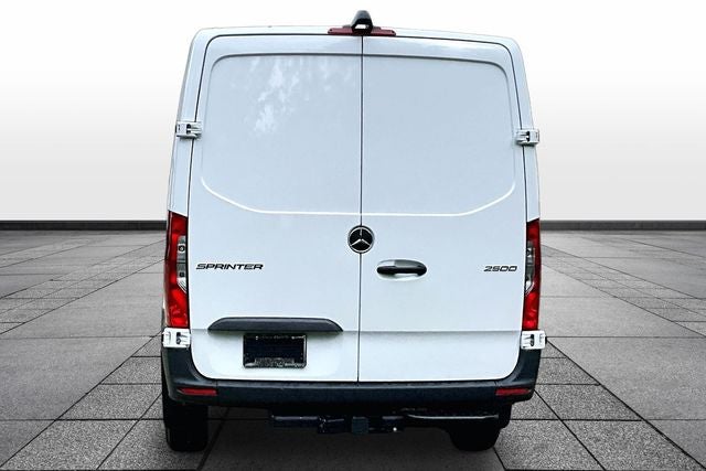 2026 Mercedes-Benz Sprinter 2500 Cargo 144 WB