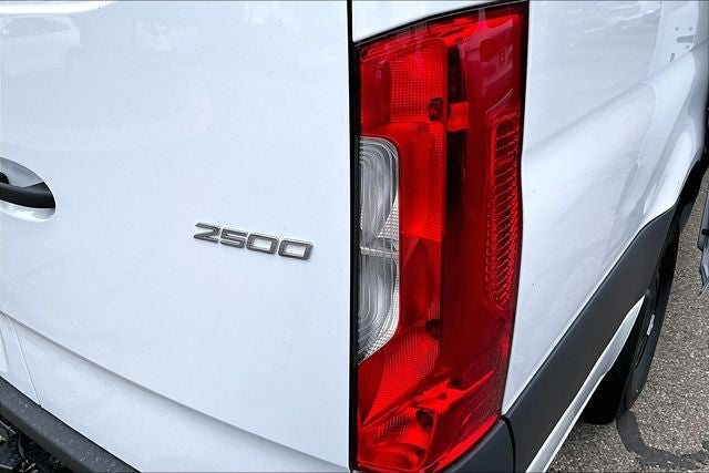 2026 Mercedes-Benz Sprinter 2500 Cargo 170 WB High Roof