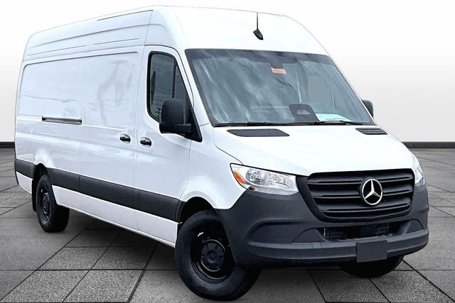 2026 Mercedes-Benz Sprinter 2500 170 WB HO High Roof's photo