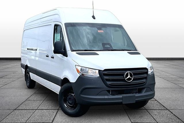 2026 Mercedes-Benz Sprinter 2500 170 WB HO High Roof's photo