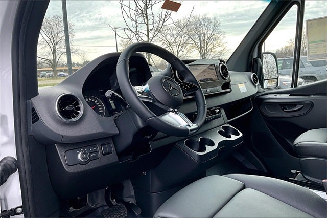 2025 Mercedes-Benz Sprinter 3500 Cargo 170 WB Extended