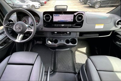2025 Mercedes-Benz Sprinter 2500 Passenger 170 WB High Roof