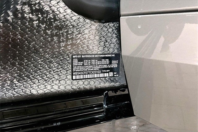 2026 BMW iX xDrive45