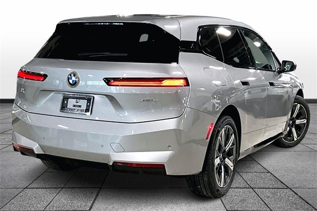 2026 BMW iX xDrive45