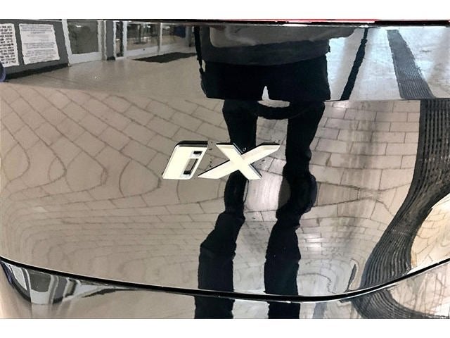 2026 BMW iX xDrive45