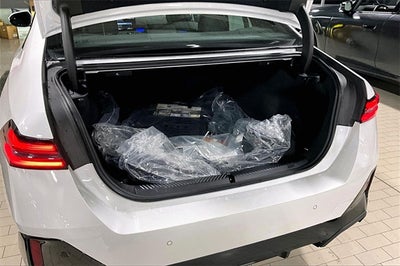 2026 BMW 5 Series 550e xDrive