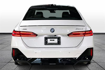 2026 BMW 5 Series 550e xDrive