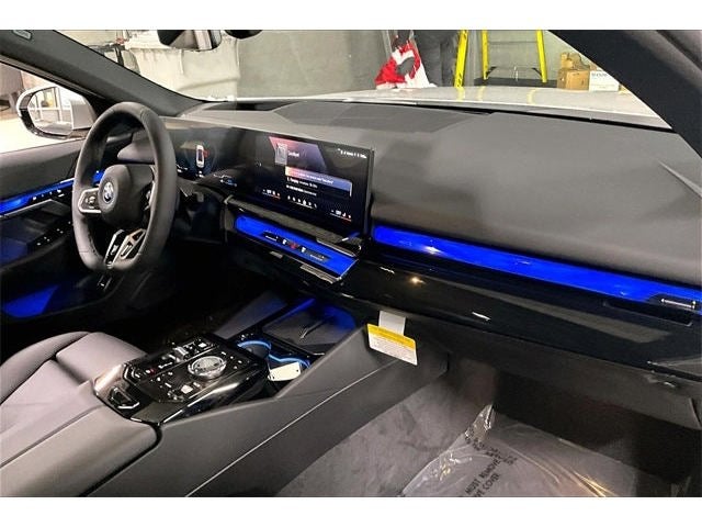 2026 BMW 5 Series 550e xDrive