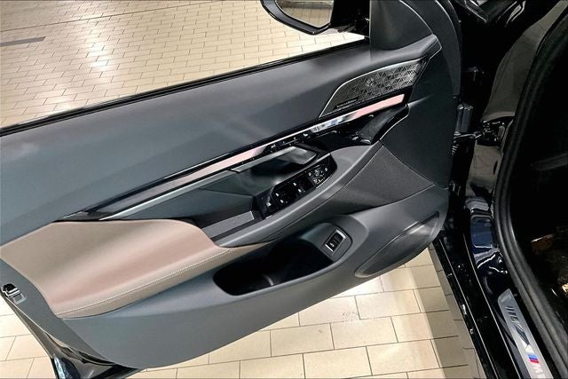2027 BMW 5 Series 550e xDrive