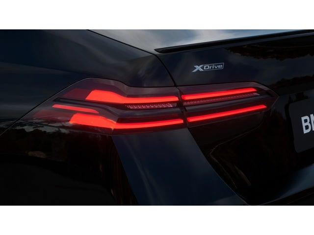 2027 BMW 5 Series 550e xDrive