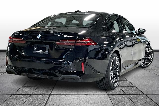 2026 BMW 5 Series 550e xDrive