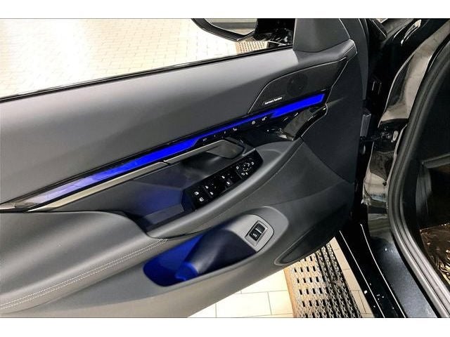 2026 BMW 5 Series 550e xDrive