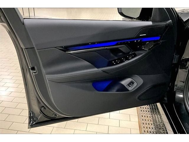 2026 BMW 5 Series 550e xDrive