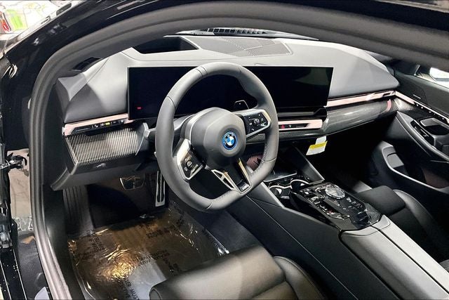 2027 BMW 5 Series 550e xDrive