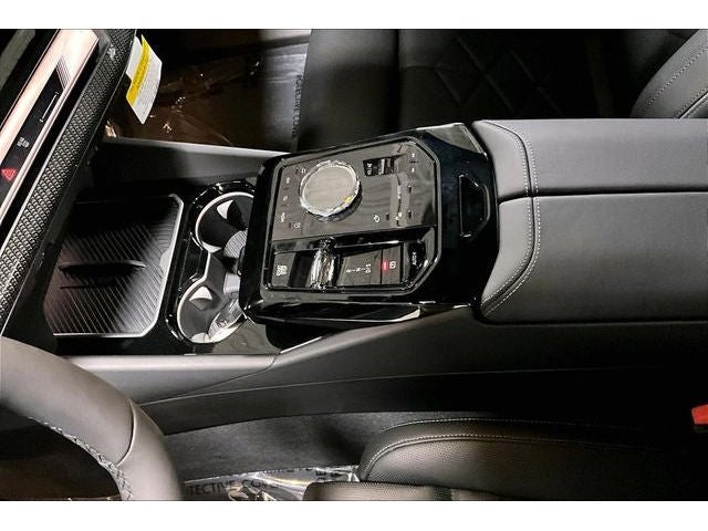 2027 BMW 5 Series 550e xDrive