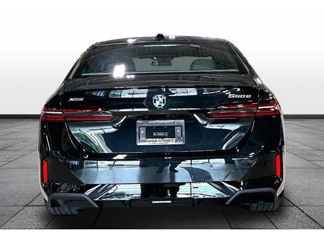 2027 BMW 5 Series 550e xDrive