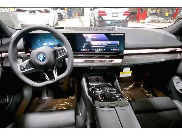 2027 BMW 5 Series 550e xDrive