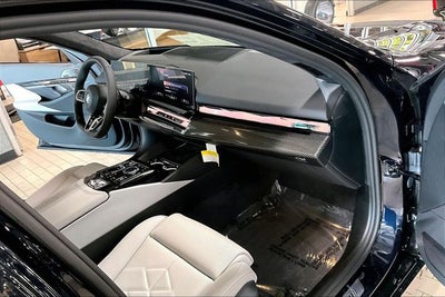 2027 BMW 5 Series 550e xDrive