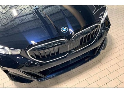 2027 BMW 5 Series 550e xDrive