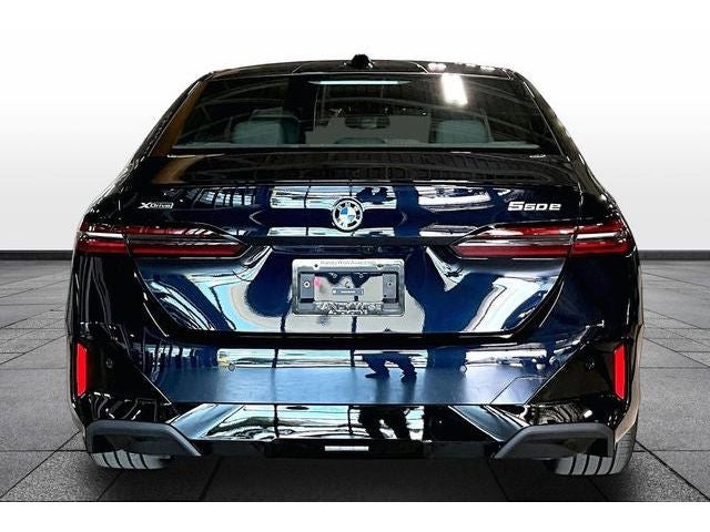 2027 BMW 5 Series 550e xDrive