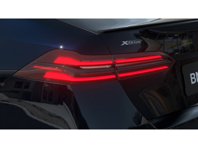 2026 BMW 5 Series 550e xDrive