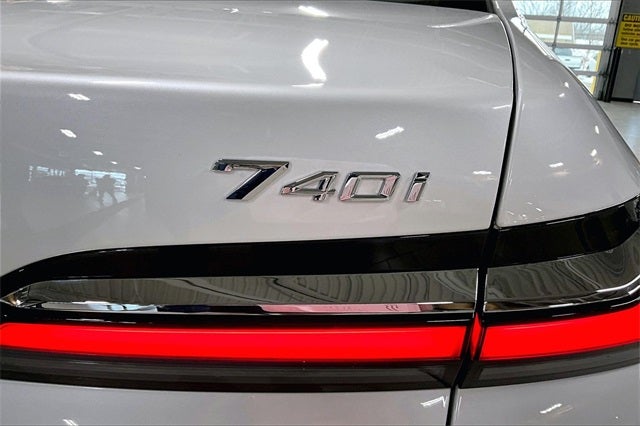 2024 BMW 7 Series 740i xDrive