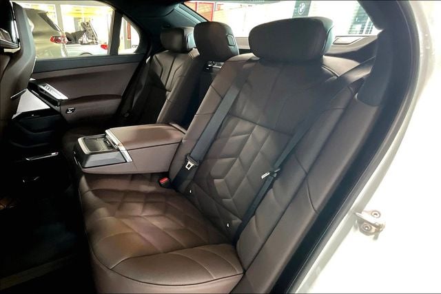 2026 BMW 7 Series 740i xDrive