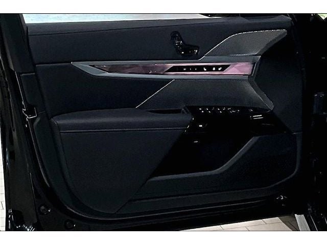 2026 BMW 7 Series 760i xDrive