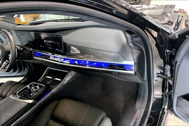 2025 BMW 7 Series 760i xDrive