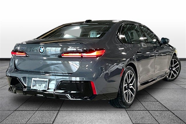 2026 BMW 7 Series 750e xDrive