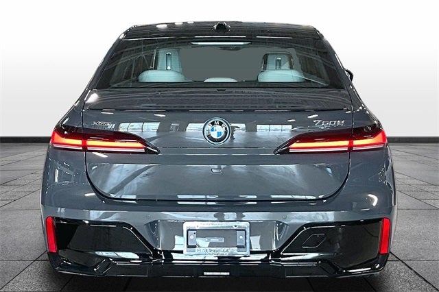 2026 BMW 7 Series 750e xDrive