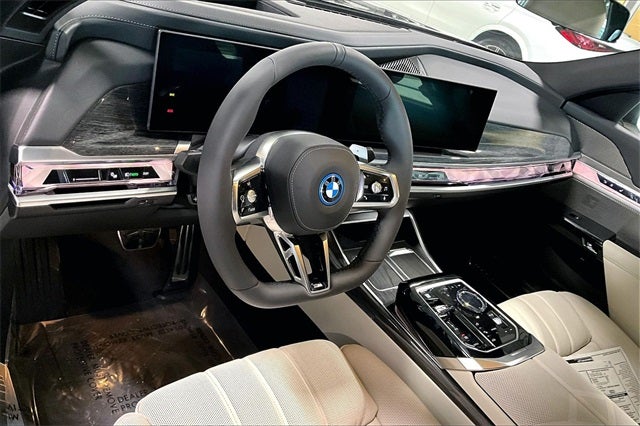 2026 BMW 7 Series 750e xDrive