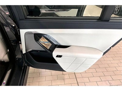 2026 BMW 7 Series 750e xDrive