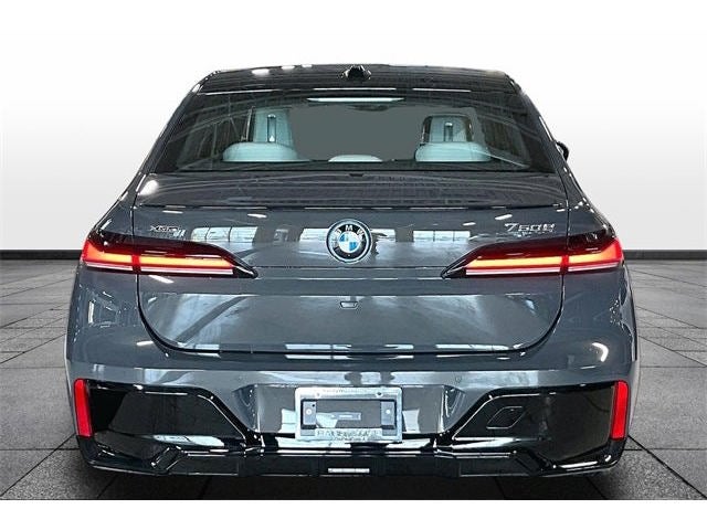 2026 BMW 7 Series 750e xDrive
