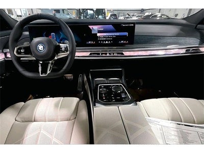 2026 BMW 7 Series 750e xDrive