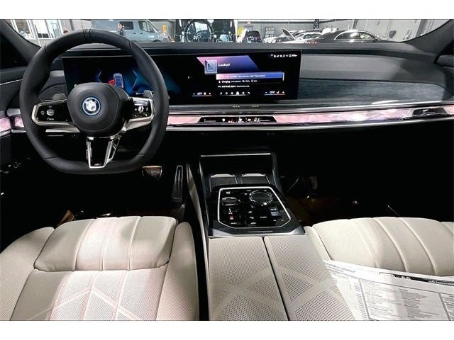 2026 BMW 7 Series 750e xDrive