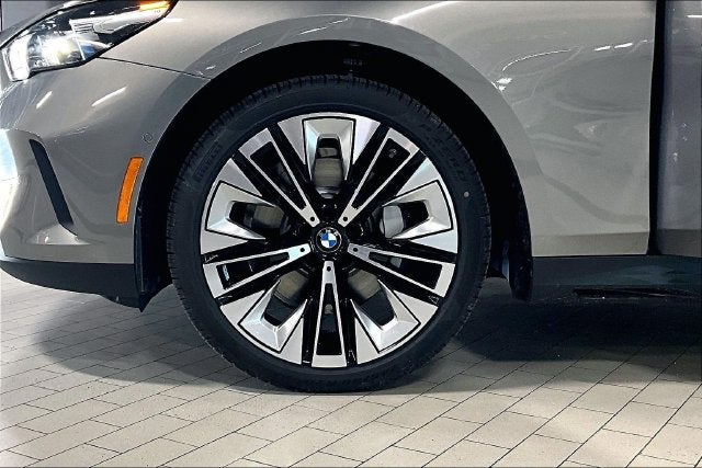 2027 BMW 5 Series 530i xDrive