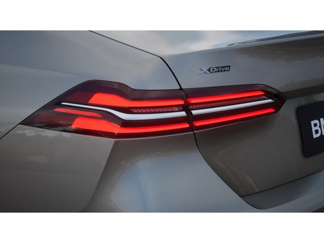 2027 BMW 5 Series 530i xDrive
