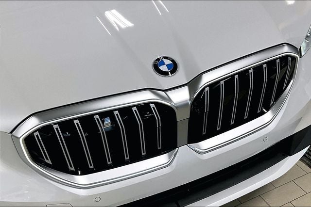 2026 BMW 5 Series 530i xDrive