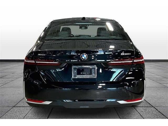 2026 BMW 5 Series 530i xDrive