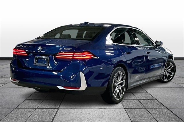 2026 BMW 5 Series 530i xDrive