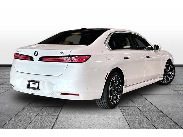 2027 BMW 7 Series 740i xDrive