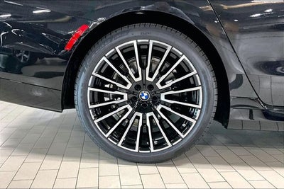 2027 BMW 7 Series 740i xDrive