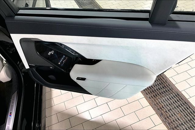 2027 BMW 7 Series 740i xDrive
