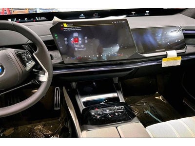 2027 BMW 7 Series 740i xDrive
