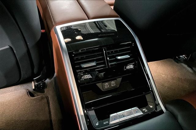 2022 BMW 8 Series 840 xDrive