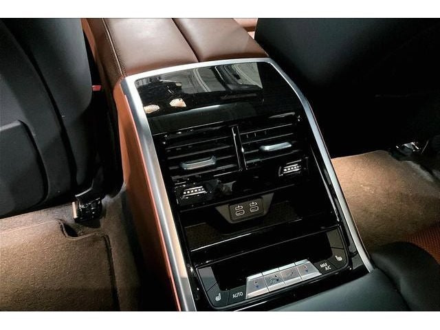 2022 BMW 8 Series 840 xDrive